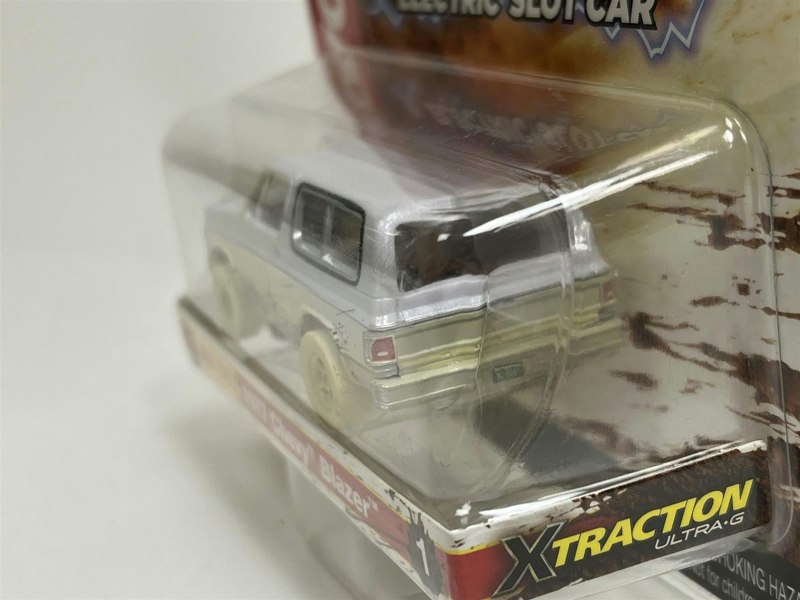 Auto World Slot Cars 1977 Chevy Blazer Chase Model X Traction Off Road HO Scale SC375-1