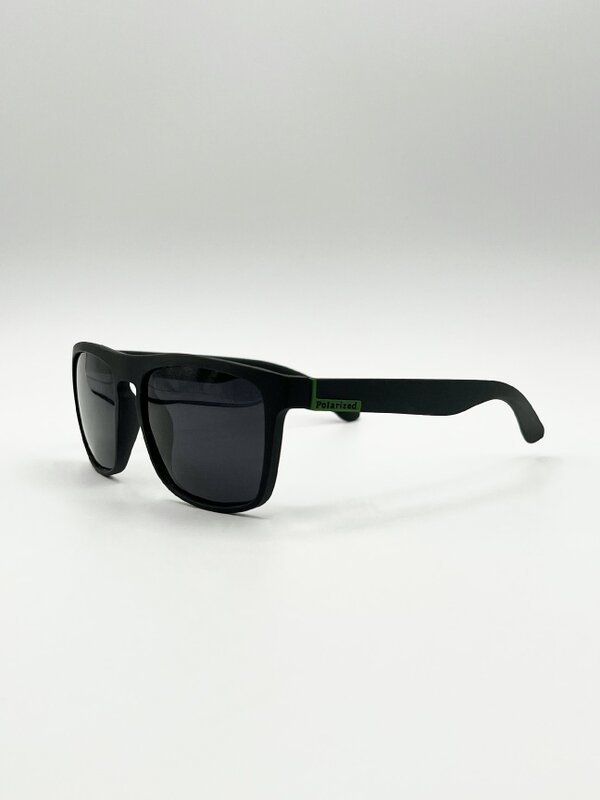 SVNX Matte Wayfarer Sunglasses in Black with Case - Polarised