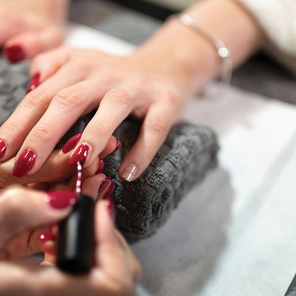 Virgin Experience Days Classic Spa Day with Treatment for Two at Bannatyne Health Clubs