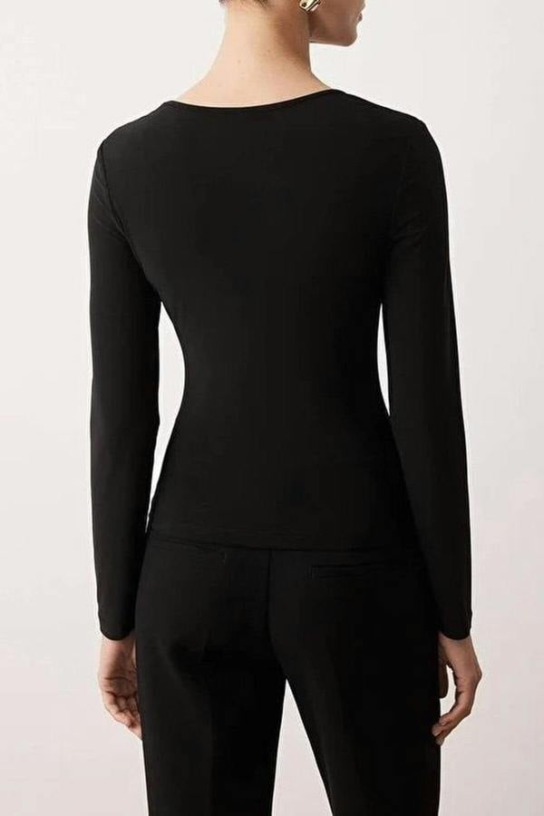 WOVCOR Fitted Knitted Blouse with Accessory and Cut-Out Details