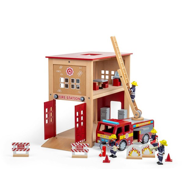 Tidlo Wooden Fire Station Bundle Complete With Fire Engine And 4 Figures