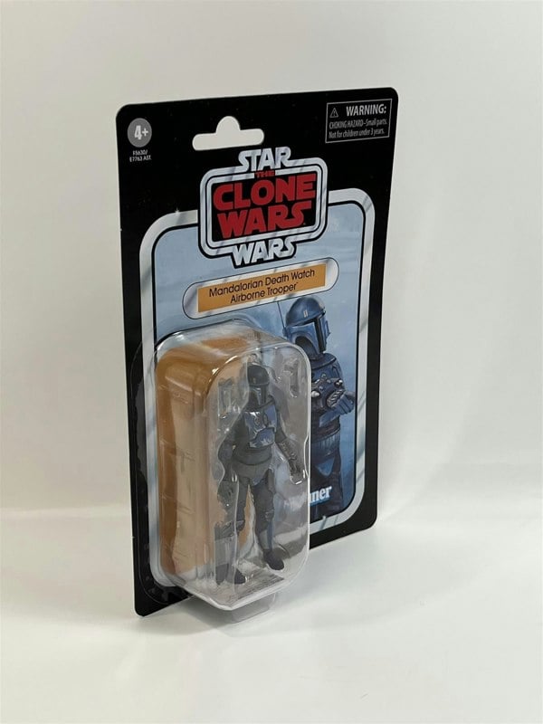 mandalorian death watch airborne trooper kenner 3.75 inch figure hasbro f5630