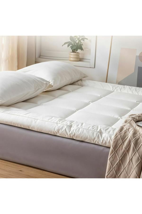 Living and Home 10cm Comfortable Quilted Mattress Topper