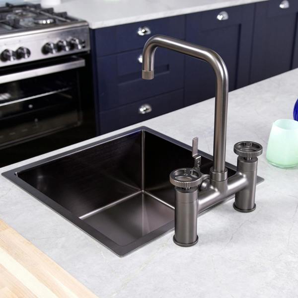 Flode kraft | Industrial Bridge Style 3 in 1 Instant Boiling Tap | Gun Metal Finish