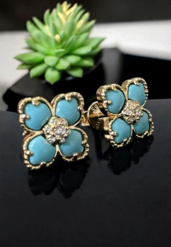 Still life of the earrings.