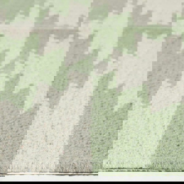 HOMESCAPES Turin Green & Natural Kilim Cotton Rug