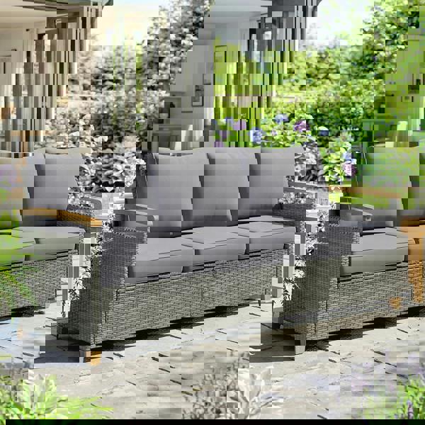 Three-seater Rattan Sofa