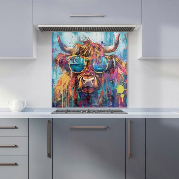 Warren Reed - Designer Splashart Highland Cow With Glasses Kitchen Splashback