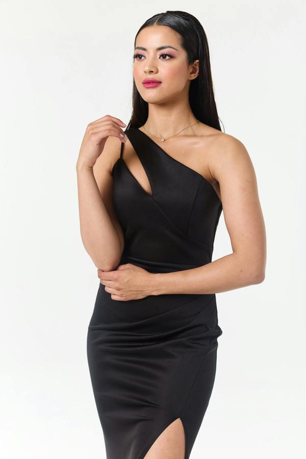 LuvForever Oriana - Black One Shoulder Side Slit Maxi Dress