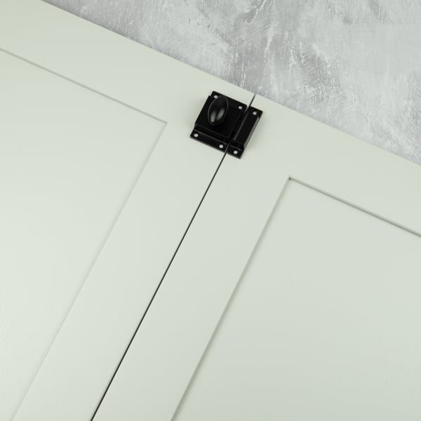 Handle & Home Black Cabinet Latch