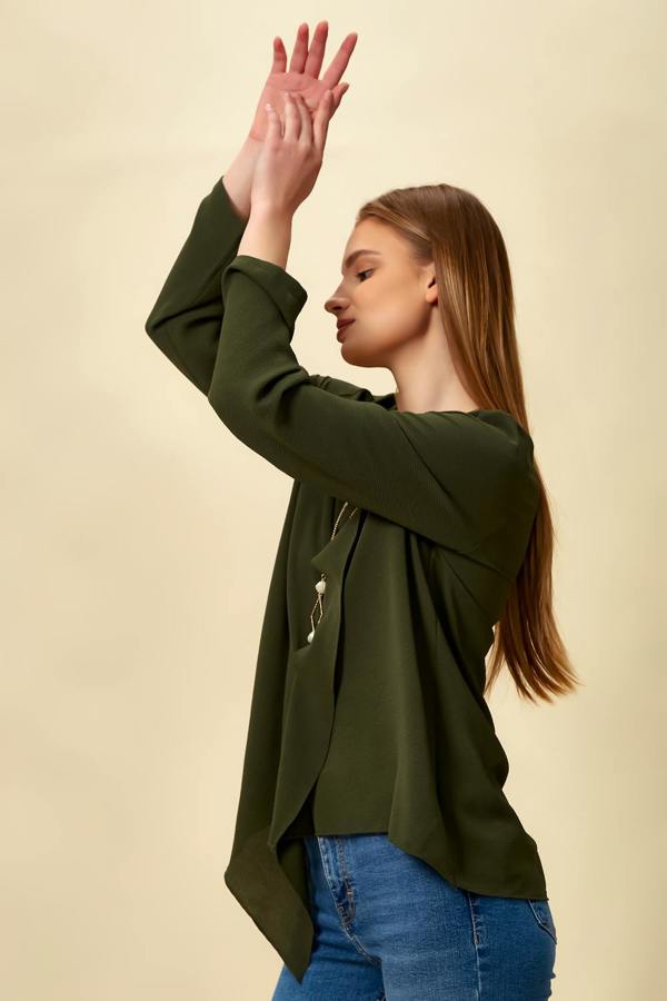 Hoxton Gal Oversized Asymmetric Top with Necklace in Khaki