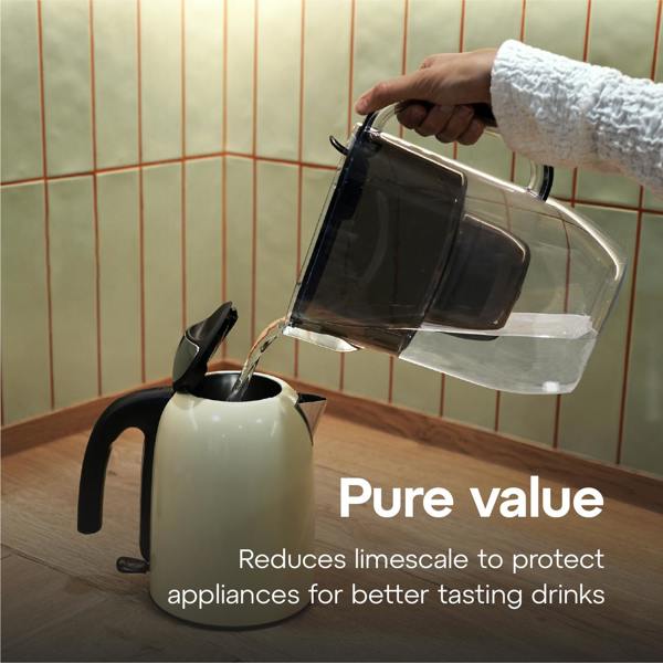 AQUAPHOR 3.2L Fresh Black with 1 x 200 litre Maxfor+ Filter