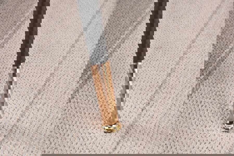 Life Interiors Dorchester Lux Dining Table 4 or 6 – Modern Round Table with Durable Powder-Coated Black Metal Legs,