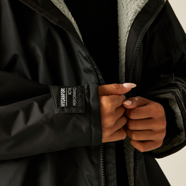 Regatta Unisex Adult Waterproof Fleece Lined Changing Robe - Black