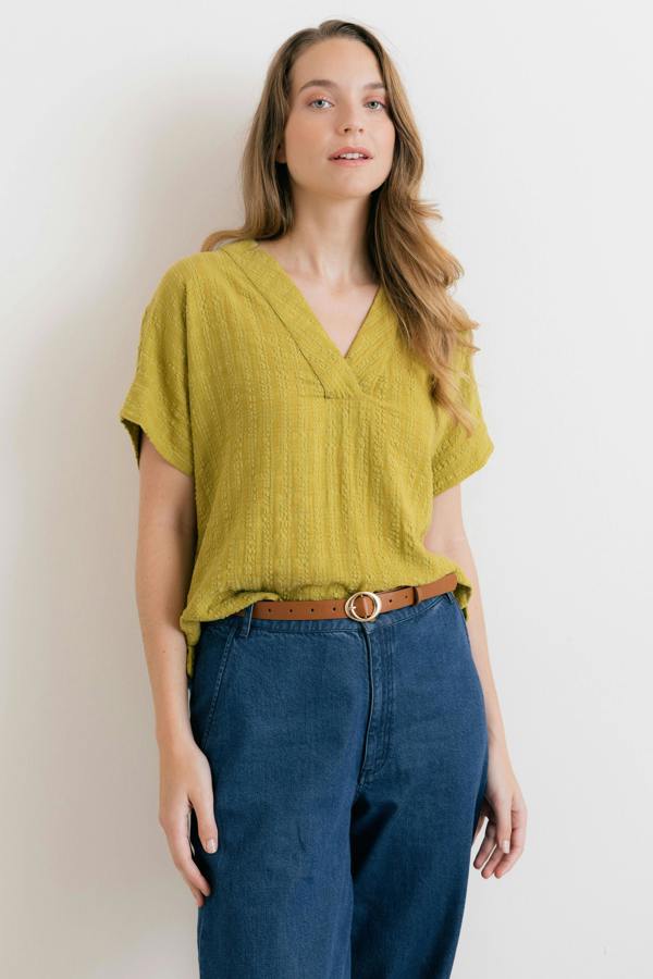 Lily & Me Orchard Textured Seersucker Shell Top Lime