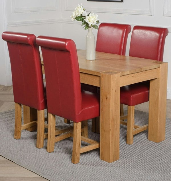 That's Furniture Kuba Small Oak Dining Table with Washington Leather Chairs