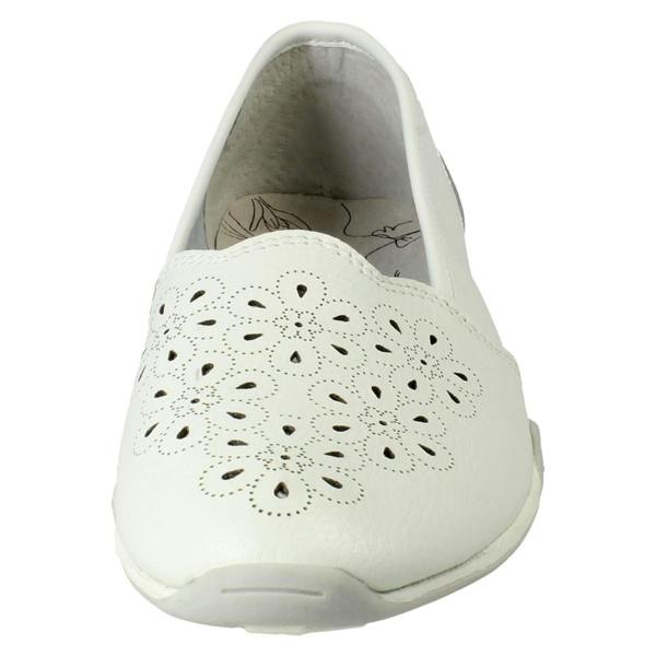 Down to Earth Ladies Down To Earth Flower Punch Details Casual Shoes F80576