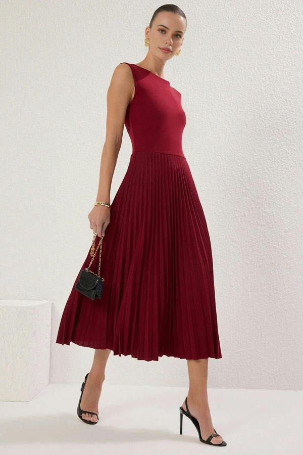 Pleated Lined Sleeveless Stretch Knit Midi Dress