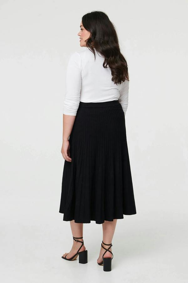 Black | Curve High Waist Pleated Knit Midi Skirt