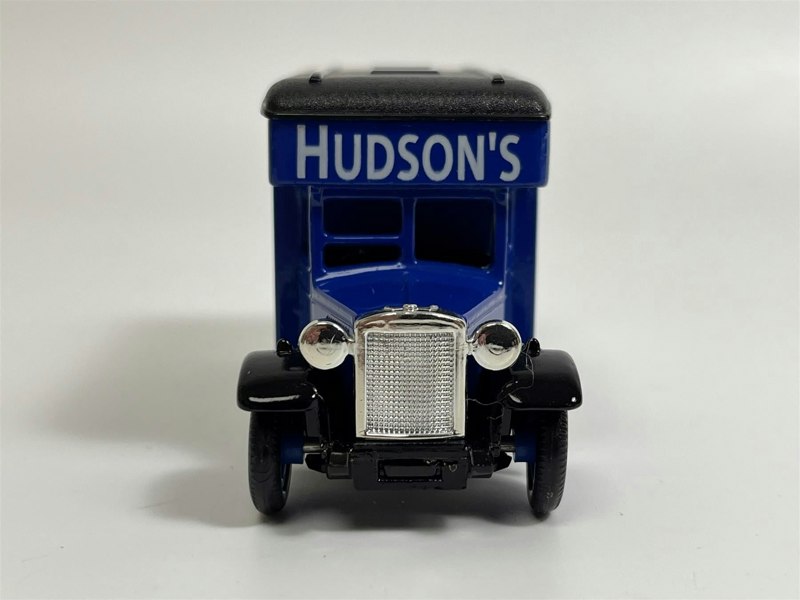 MCSlots Chevrolet Van 1934 Ellimans Embrocation Days Gone Lledo 21031D B4