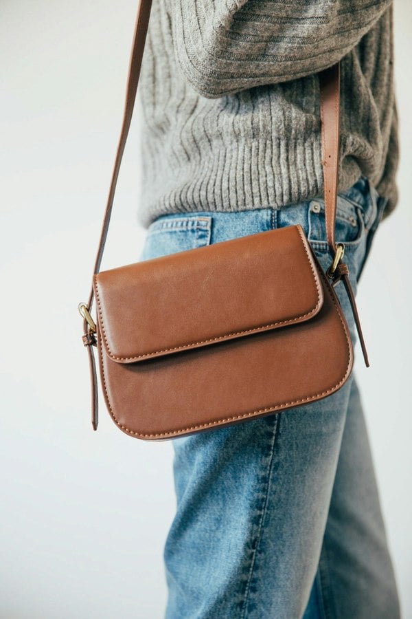 SVNX Rounded Cross Body Bag in Brown