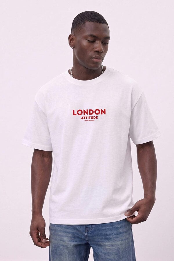 London Attitude Athletics Premium Graphic T-Shirt  in Red Print