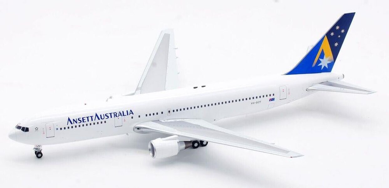 MCSlots Ansett Australia Airlines Boeing 767-324/ER VH-BZF 1:200 Inflight200 IF763AN1123