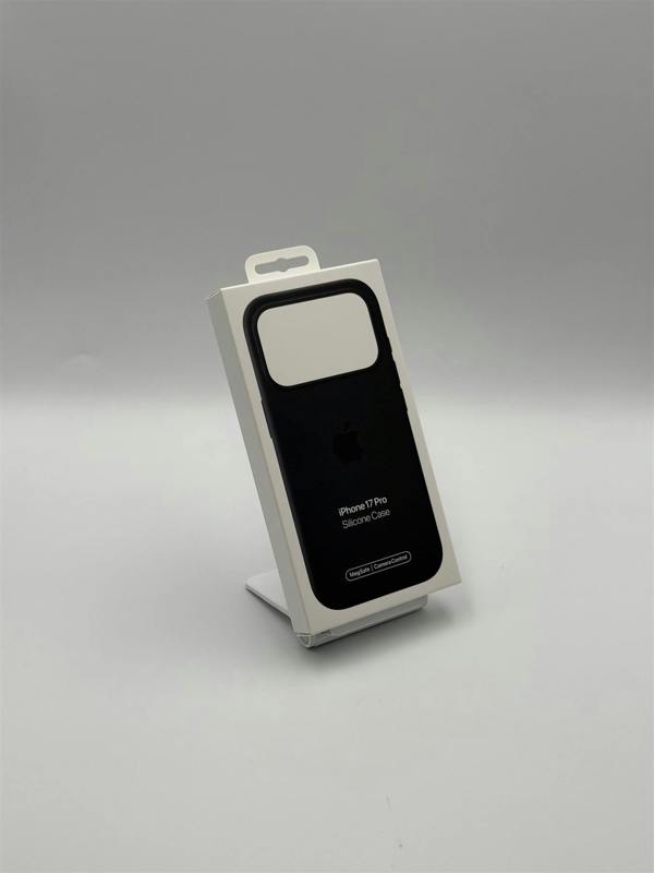 Apple Silicone Case with MagSafe for iPhone 17 Pro 6.3" Black A3559 - MGFK4ZM/A