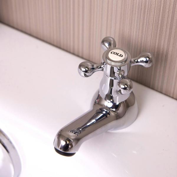Flode Rutberget Traditional Bath Pillar Taps - Polished Chrome Finish