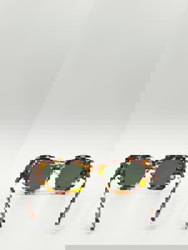 SVNX Angular frame cat eye sunglasses