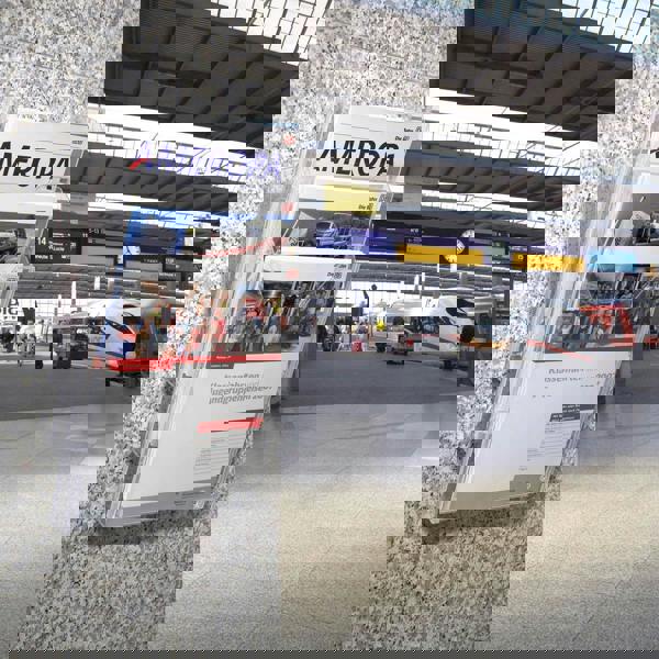 Durable COMBIBOXX 3 Literature Tray | Stand & Wall Mount | A4 Portrait | Clear