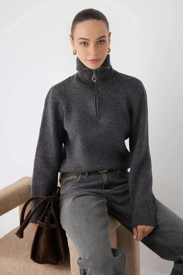 WOVCOR Knit Sweater with Zipper Detail