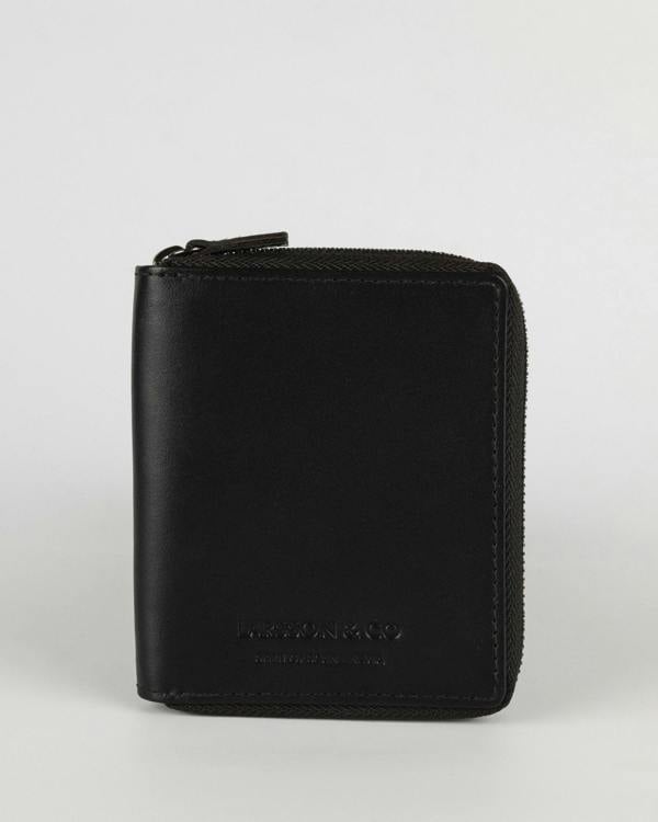 Larsson & Co Zip Up Leather Wallet