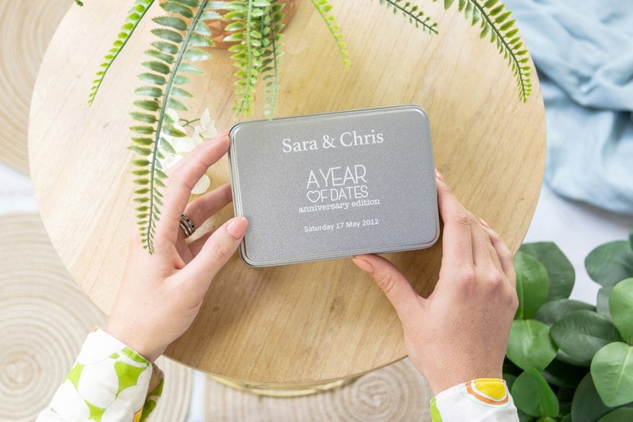 A Year of Dates 10th Tin Wedding Anniversary Gift: A Tin Of Dates.