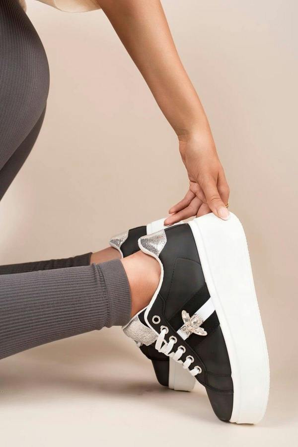 Sarina Chunky Glitter Detail Trainers With Bee Charm - Black