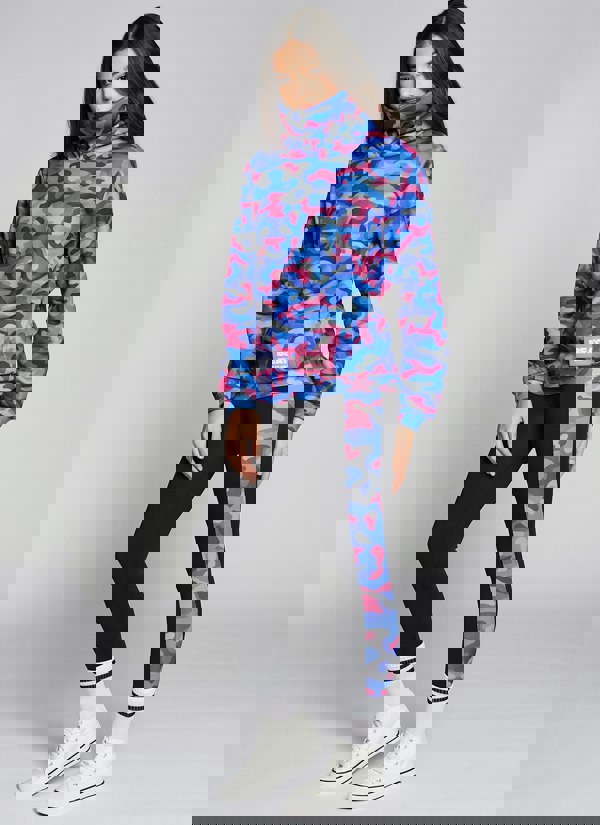 Beat Girlz Club Springboard SNOODY™ -  Shocking Pink Camo