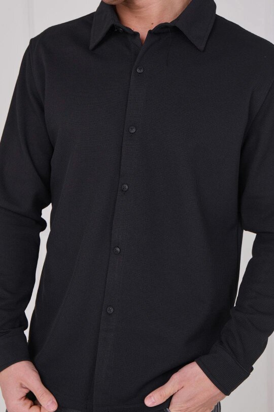 Men's Textured Button-Up Shirt