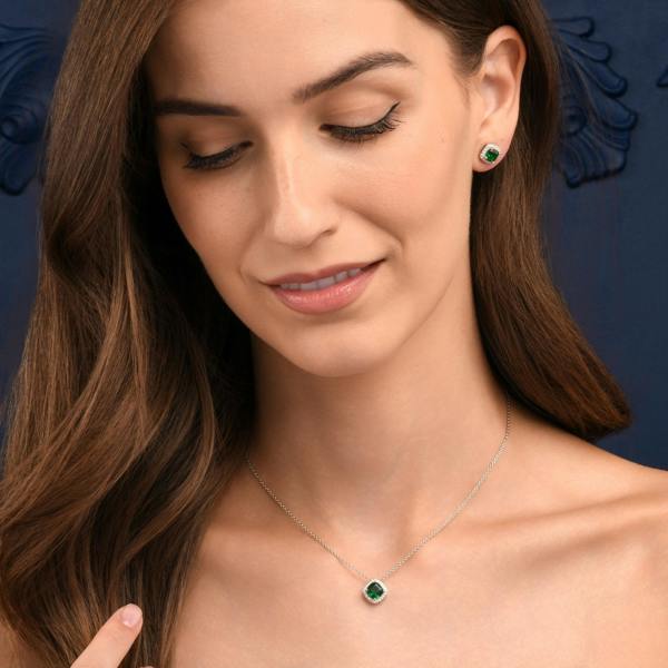 namana 925 Sterling Silver Green Cubic Zirconia Cushion Halo Pendant Necklace