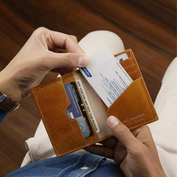 Leather-Lined Card Wallet James Mayfair 01