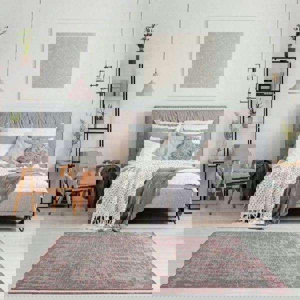 Machine Washable Flatweave Rug in Pink