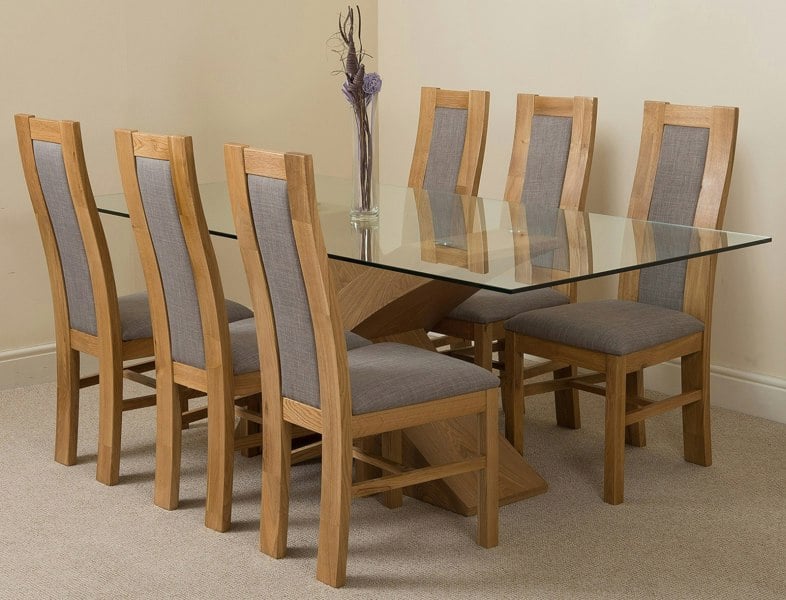 That's Furniture Valencia Oak Large Glass Dining Table & Stanford Oak Chairs