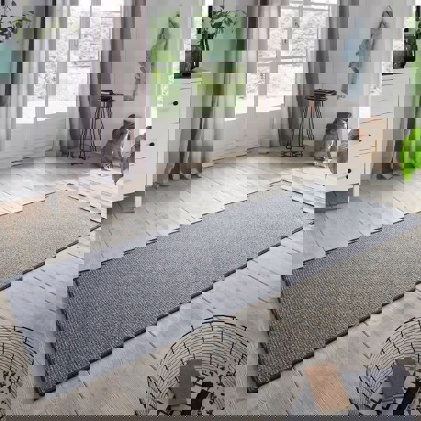 Loop Runner Grey Rug – Non-Slip & Easy-Care