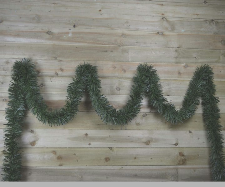 Samuel Alexander 10m x 15cm Luxury Chunky Cut Tinsel Garland Christmas Tree Decoration - Green
