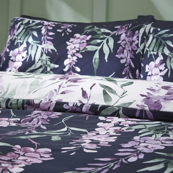 Wisteria White/Navy Duvet Cover Set