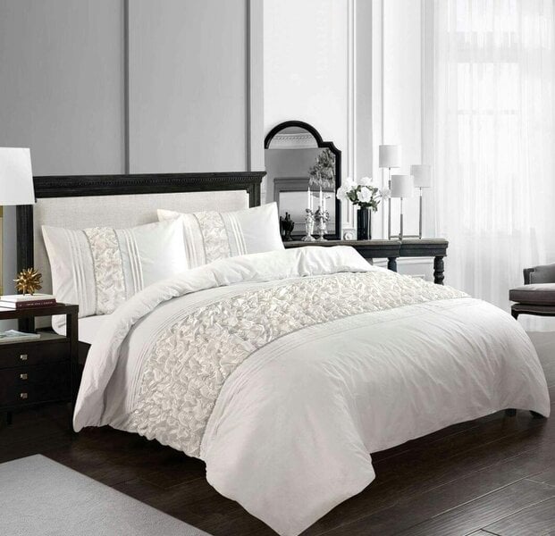 Night Zone Aurora Ruffled Diamond Lace Sequin Duvet Cover Set – Polycotton Bedding with Pillowcases - White