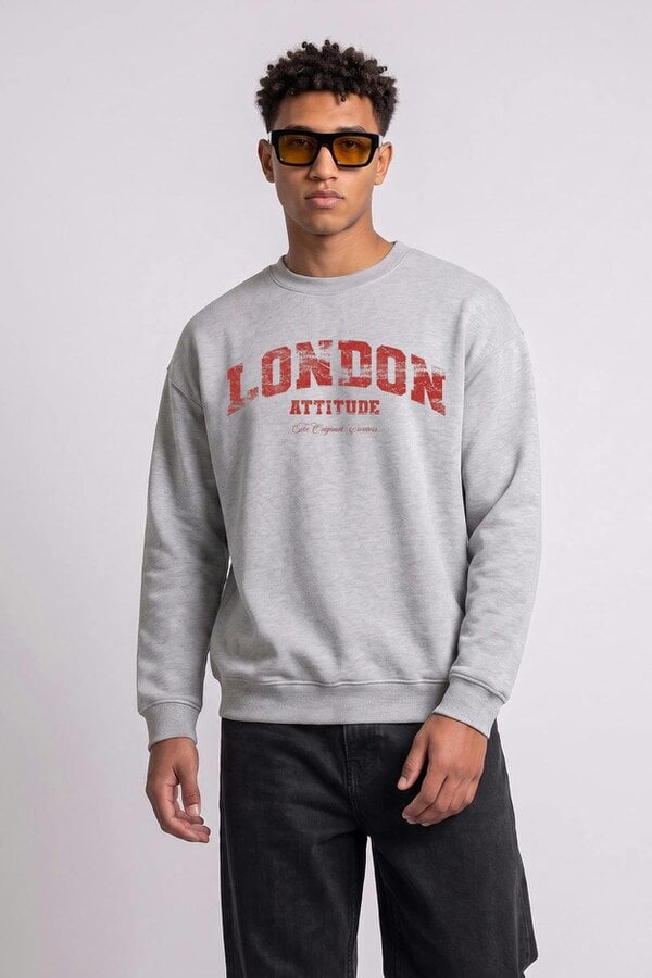 London Attitude Relaxed Fit Collegiate Graphic Sweatshirt in Red