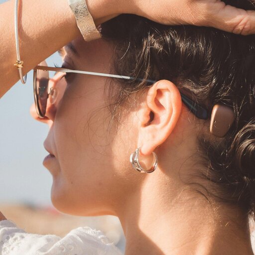 Reeves & Reeves Wide Swoosh Hoop Earrings
