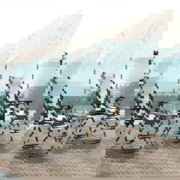 Outdoor Lounge Chair