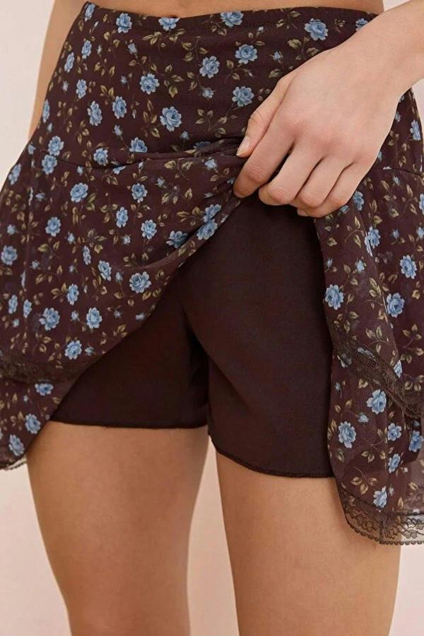 WOVCOR Skater Mini Tulle Knit Short Skirt with Lace Details