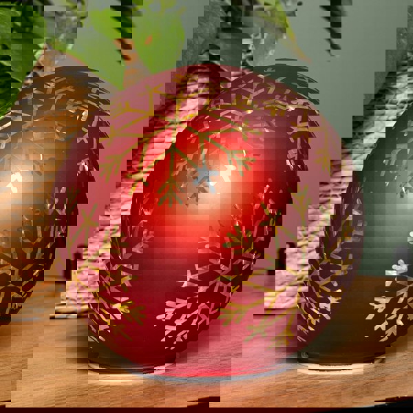 Samuel Alexander 15cm Battery Operated Light up Snowflake Glass Ball in Red with Warm White LEDs